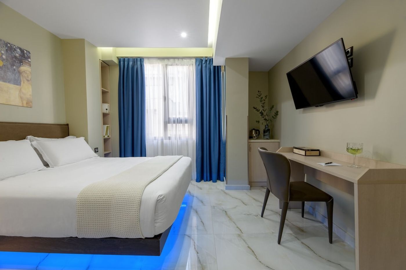 expedia-3165349-22