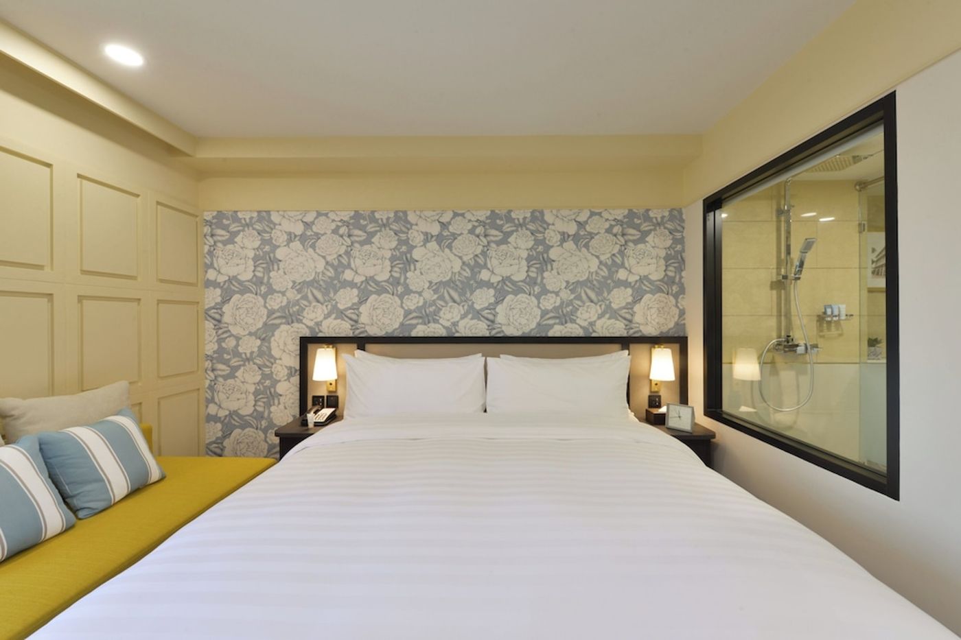 expedia-3165596-25