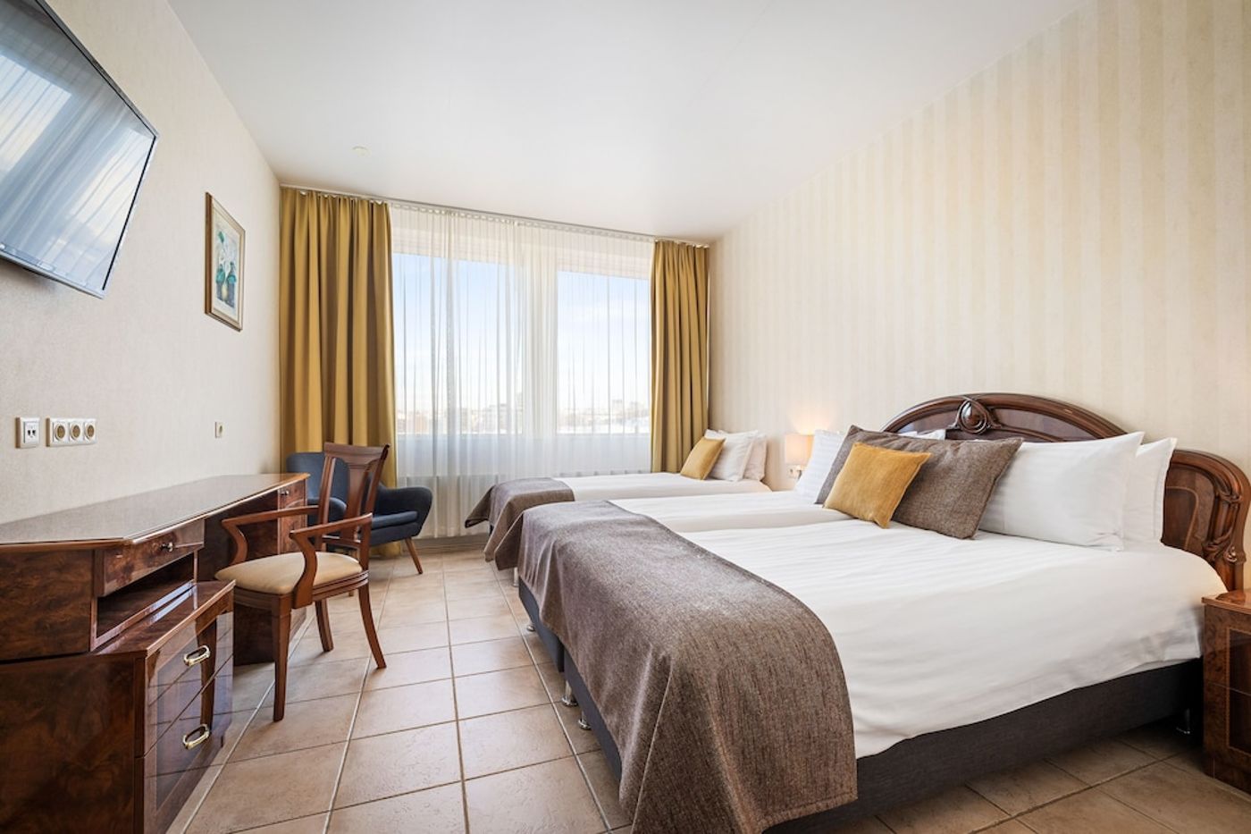 expedia-3166164-9