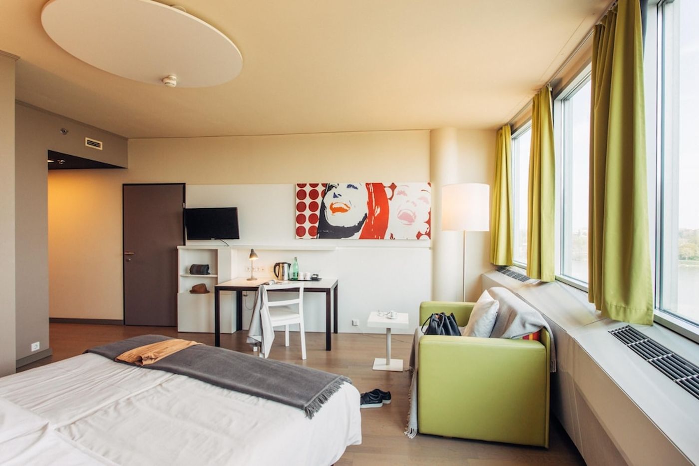 expedia-3163944-14