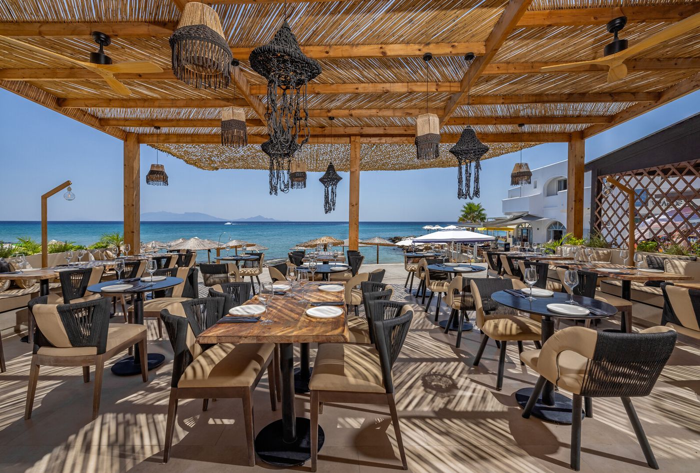 Cabana Rossa Boutique Hotel & Suites