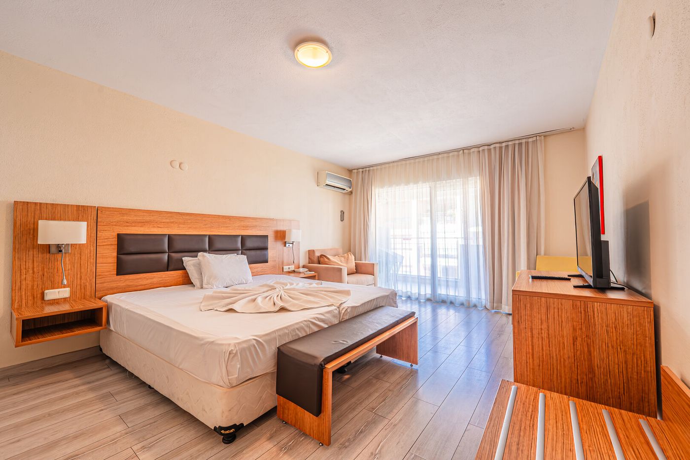 Begonville Hotel