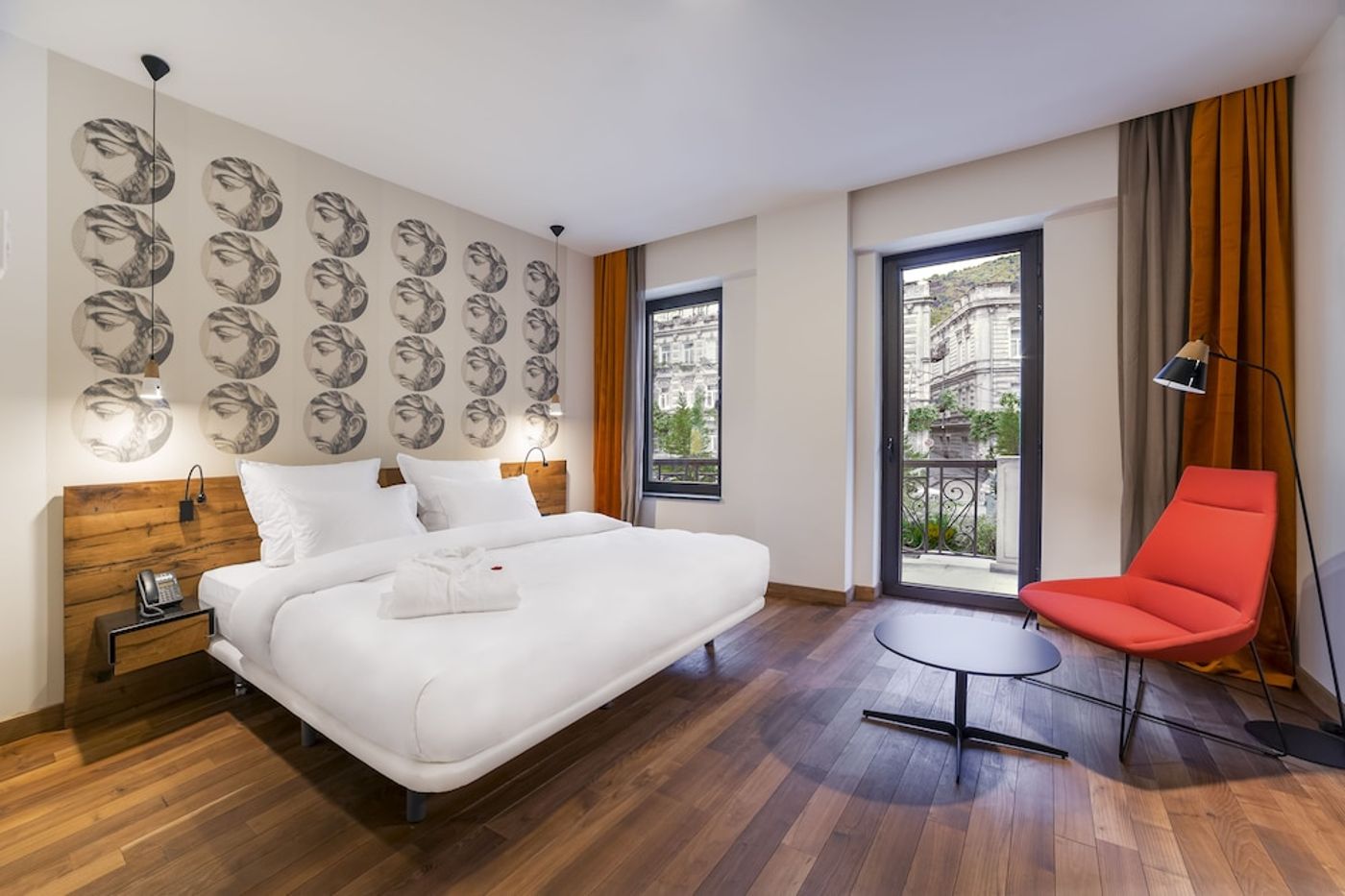 expedia-3157479-12