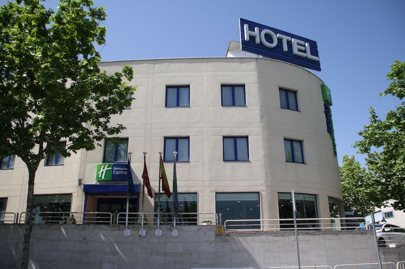 expedia-277640-2