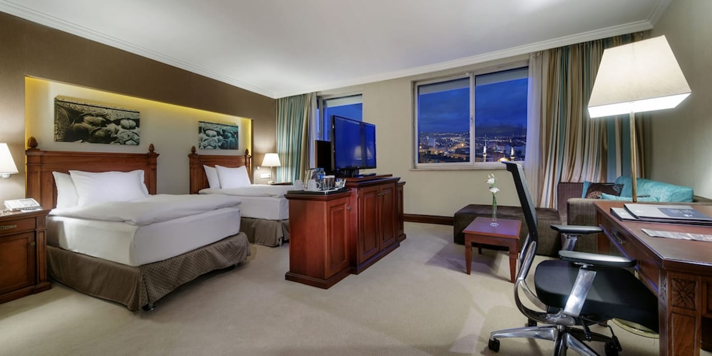 expedia-3166464-25
