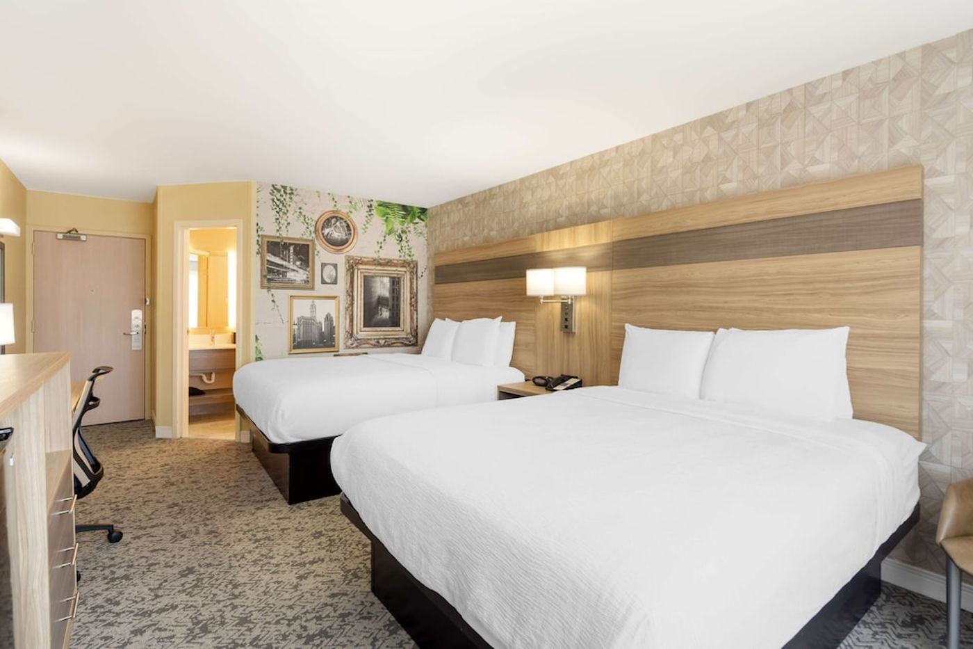 expedia-3162063-8