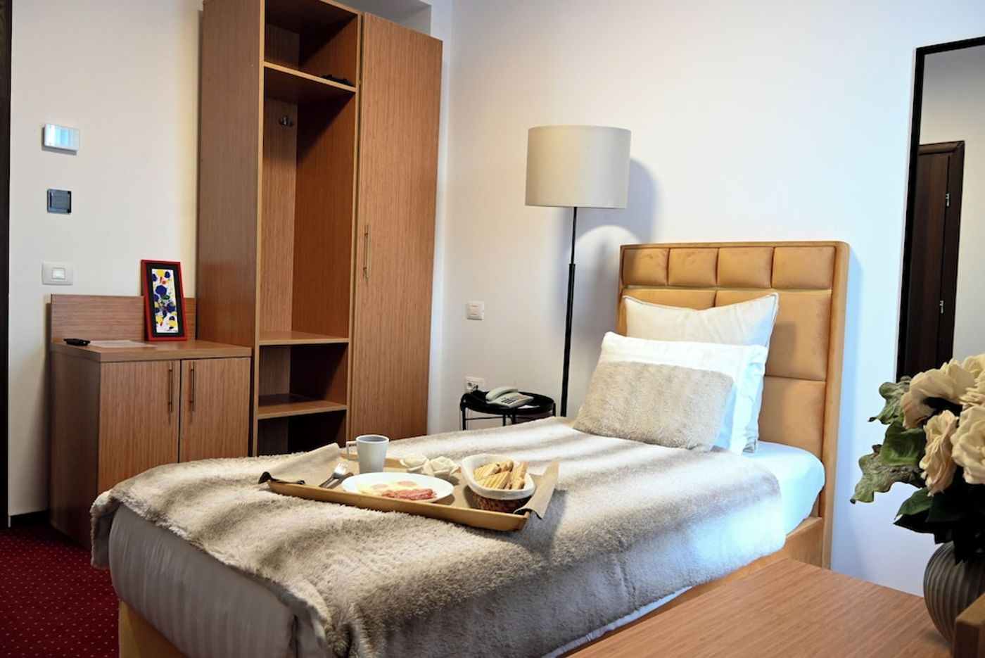 expedia-3166077-6