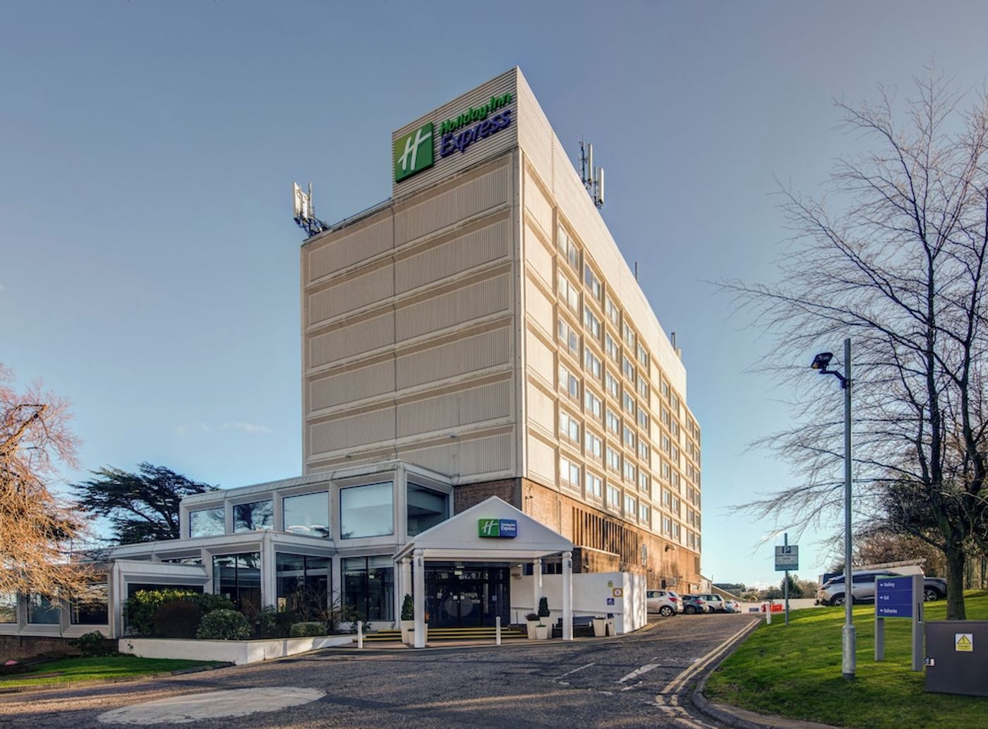 expedia-3166893-1