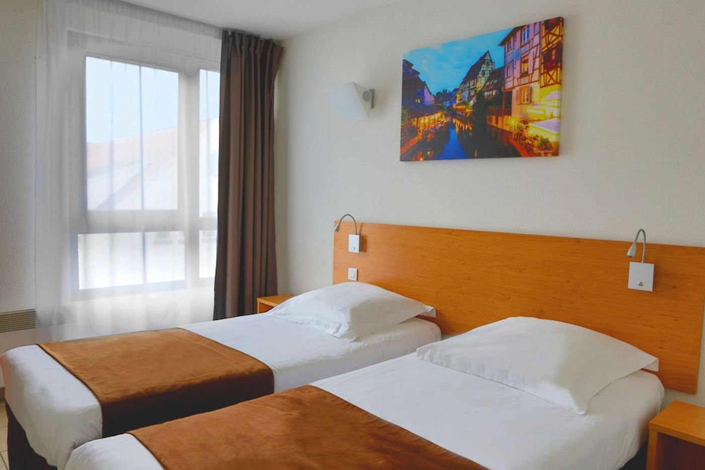expedia-3157579-25