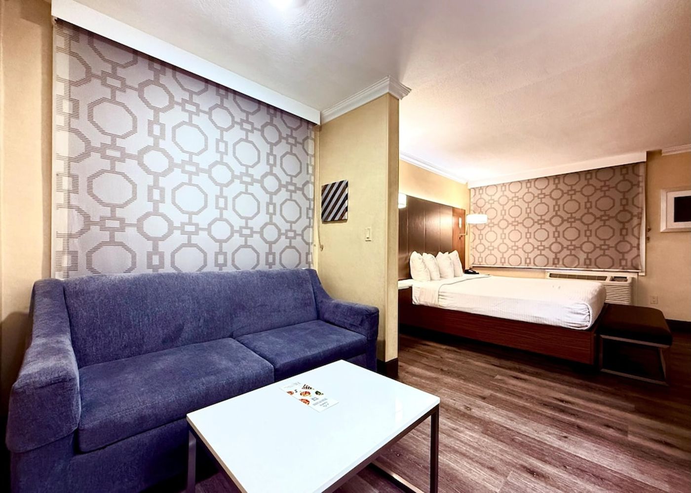 expedia-3159513-24