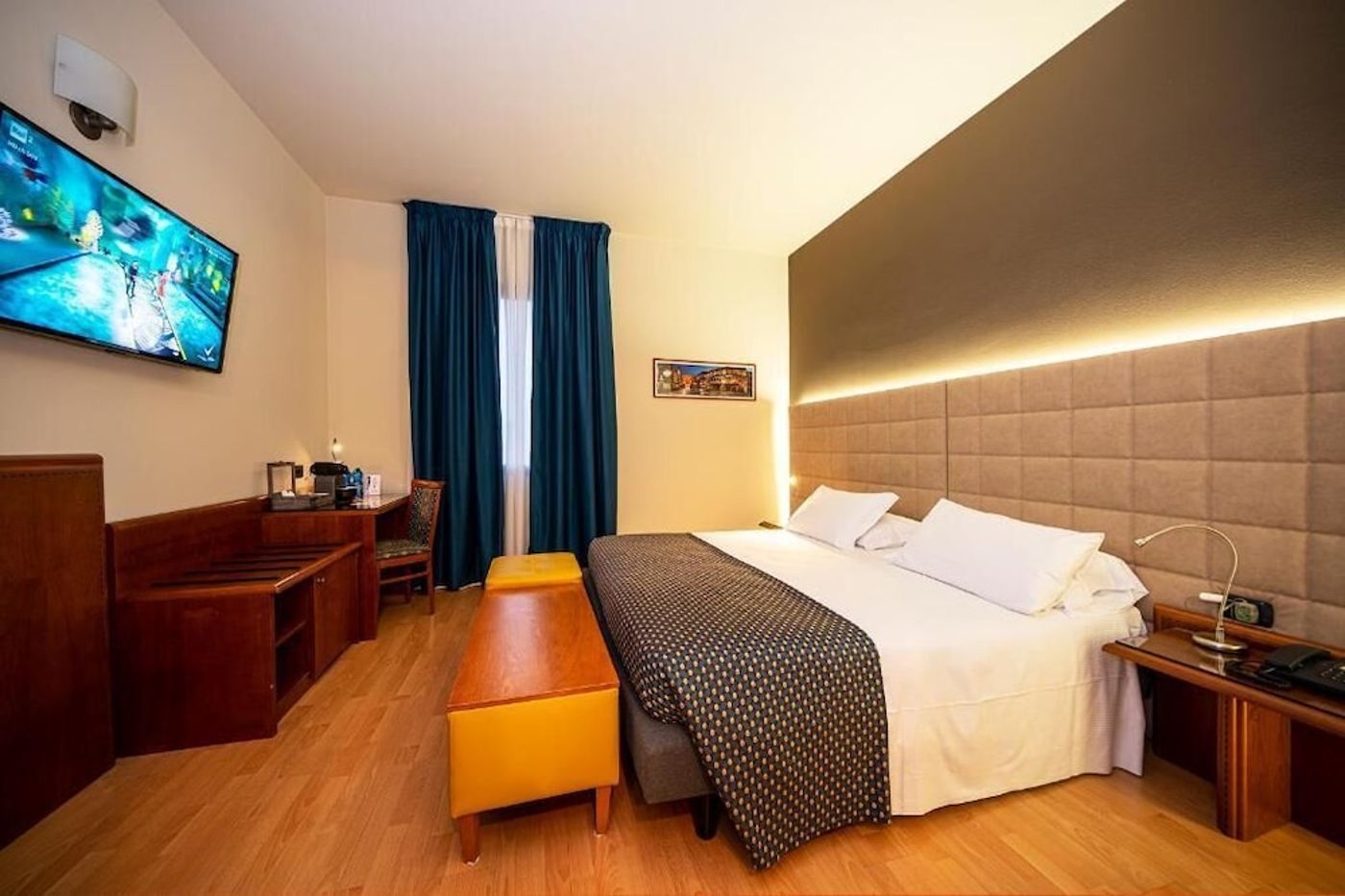 expedia-3162013-24