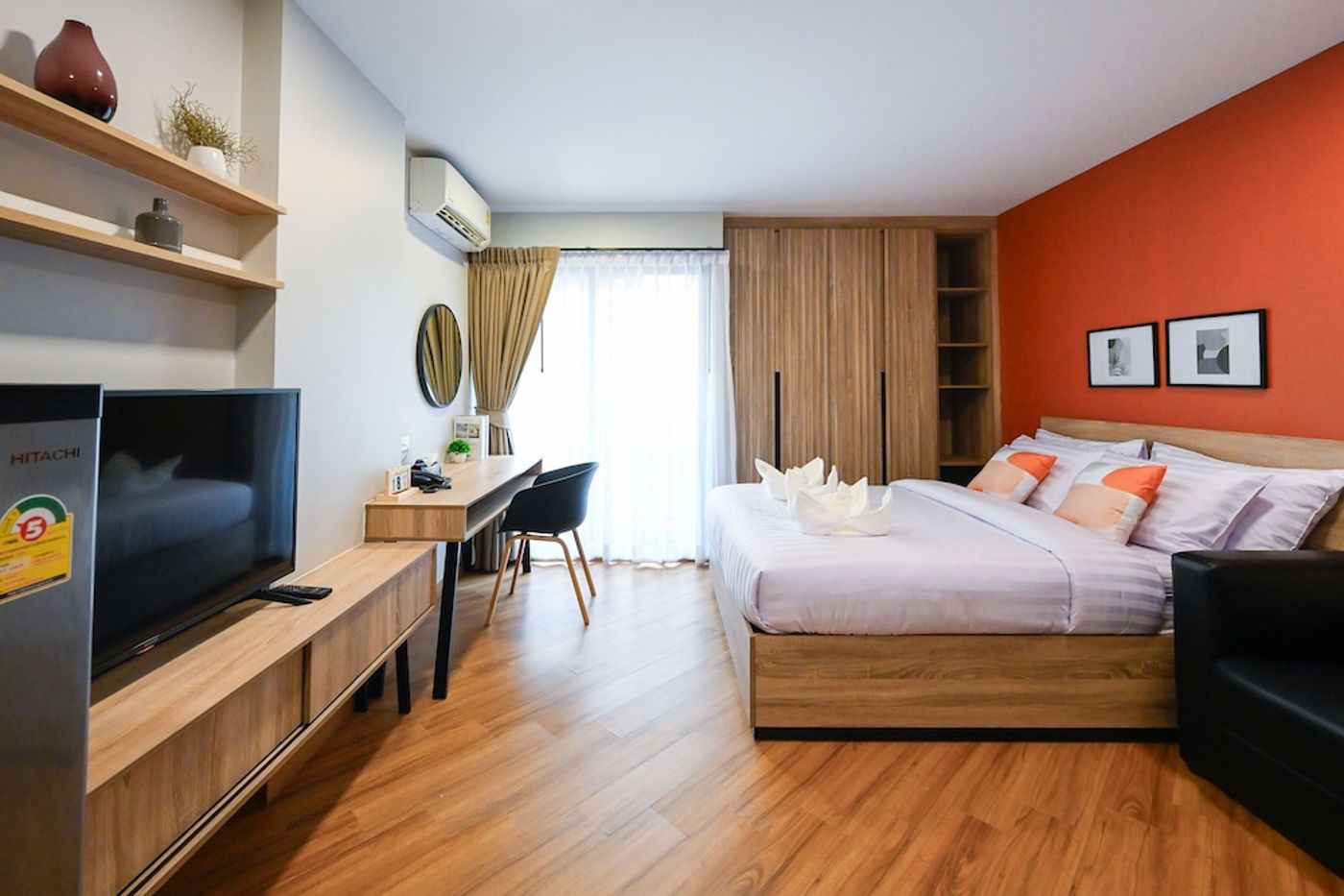 expedia-3164937-12