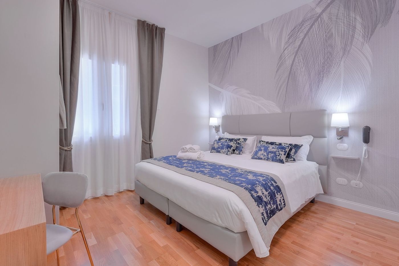 expedia-3160622-23