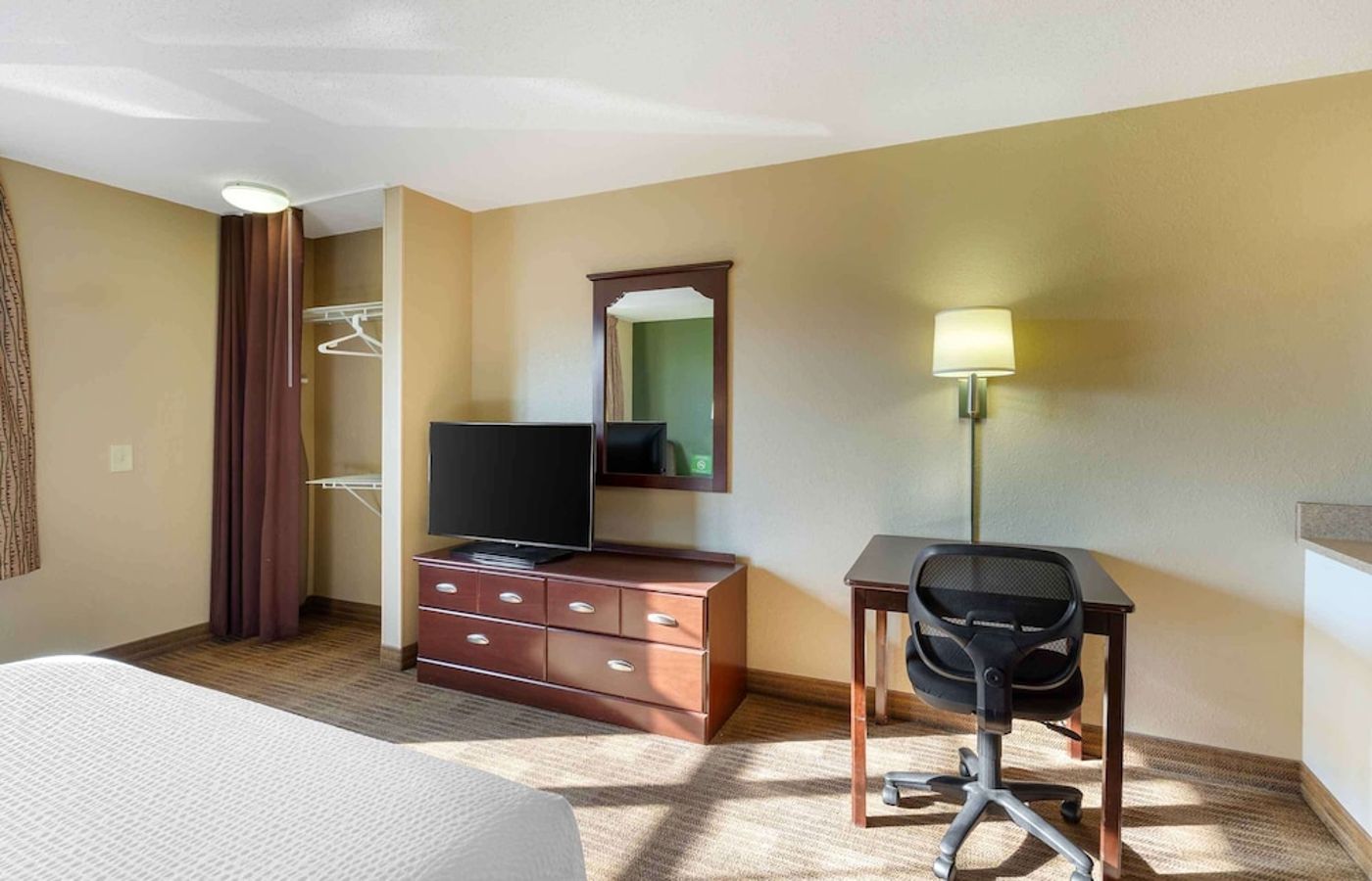 expedia-3162090-8