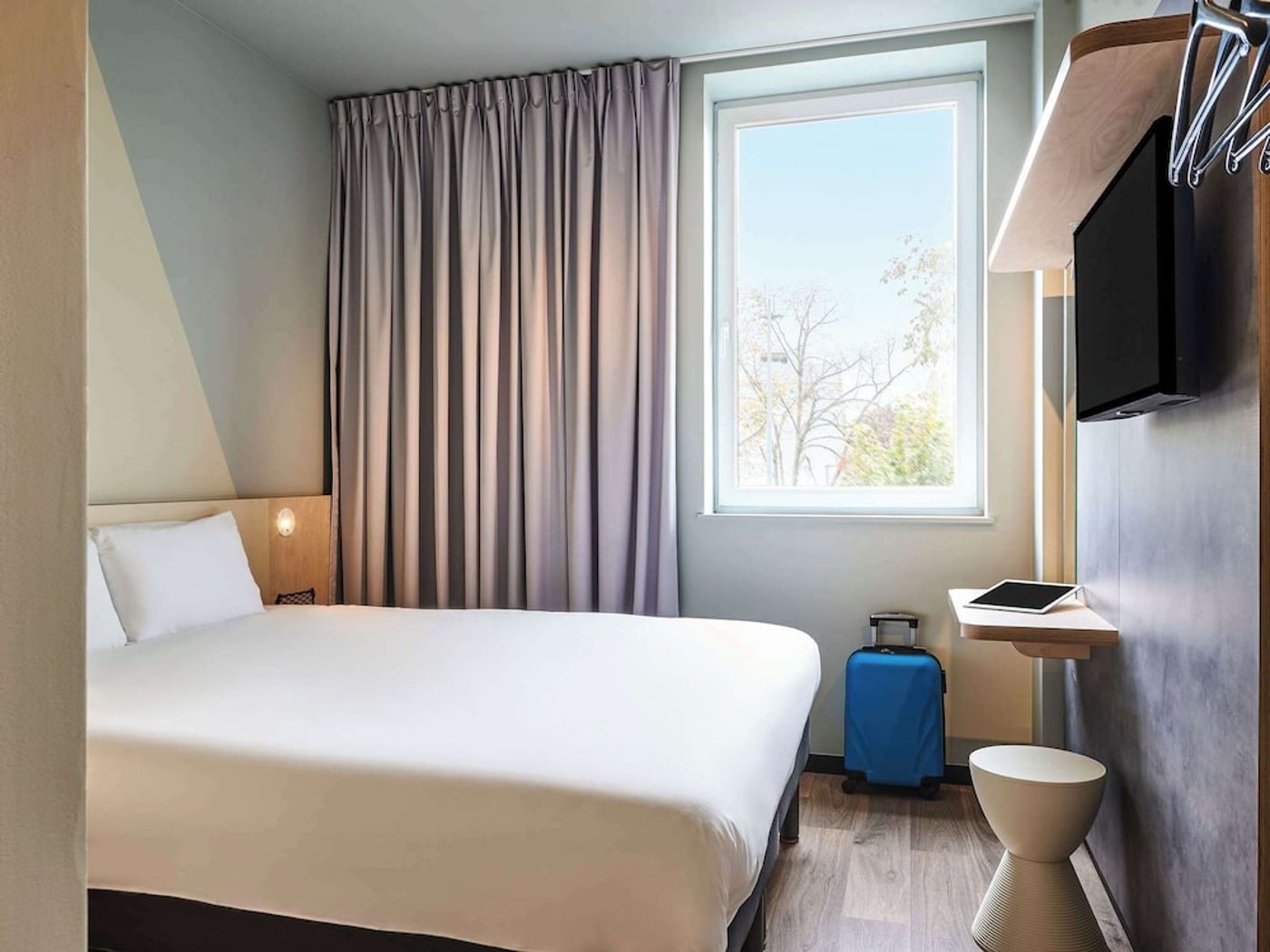 expedia-3163910-7