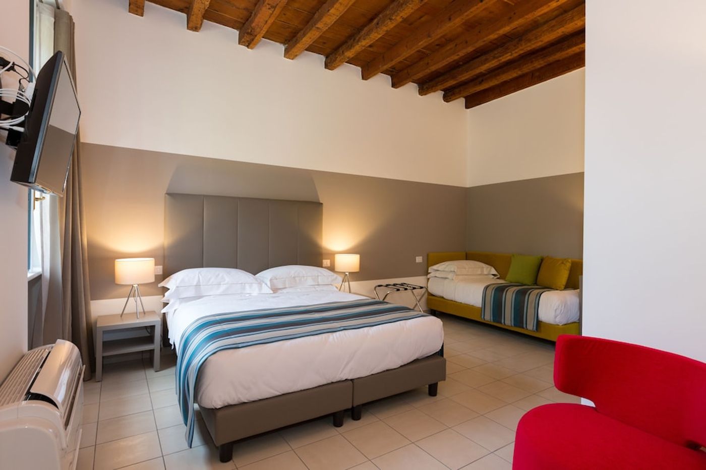 expedia-3163594-9