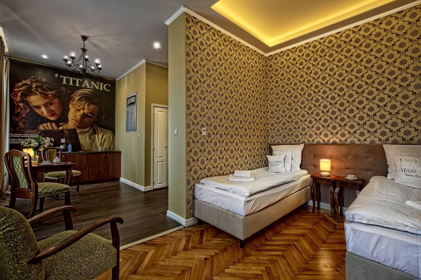expedia-3157741-9