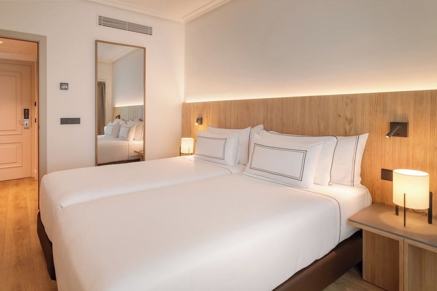 expedia-279926-26