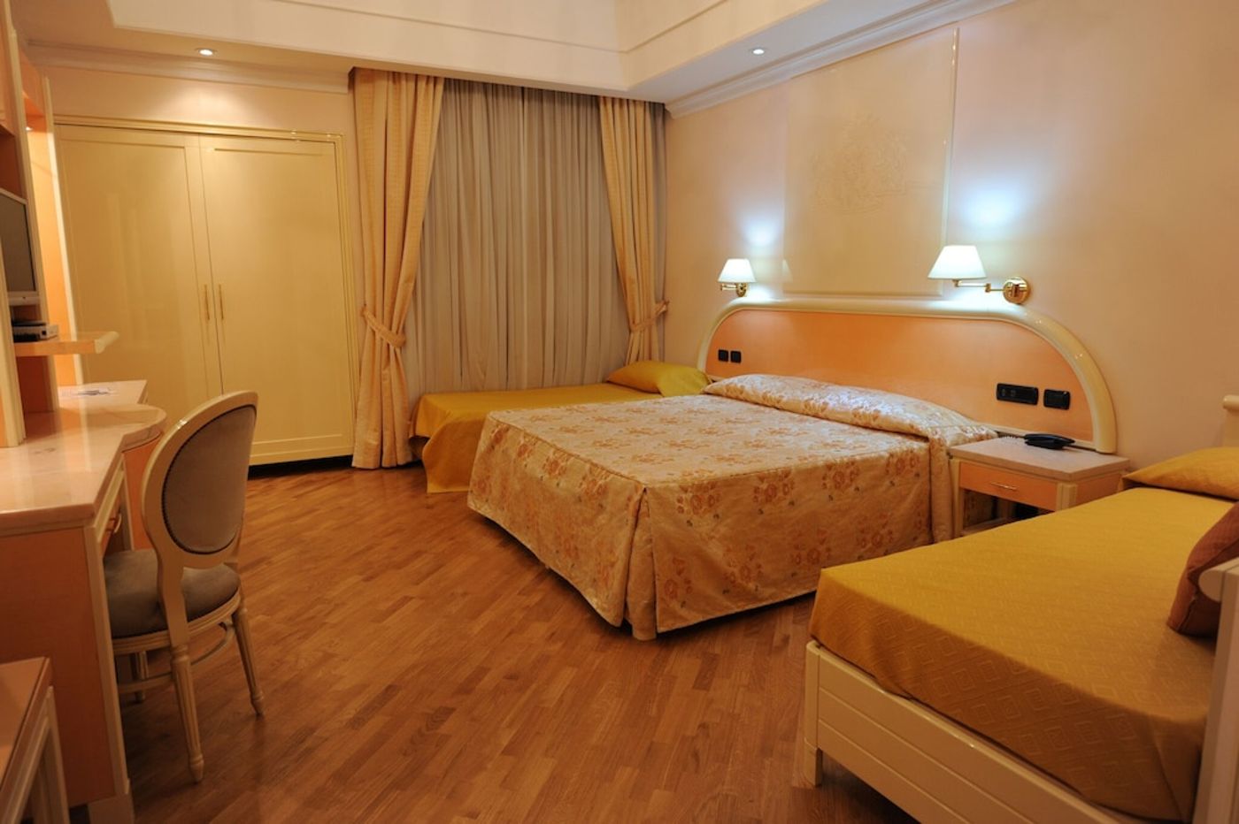 expedia-3163661-14
