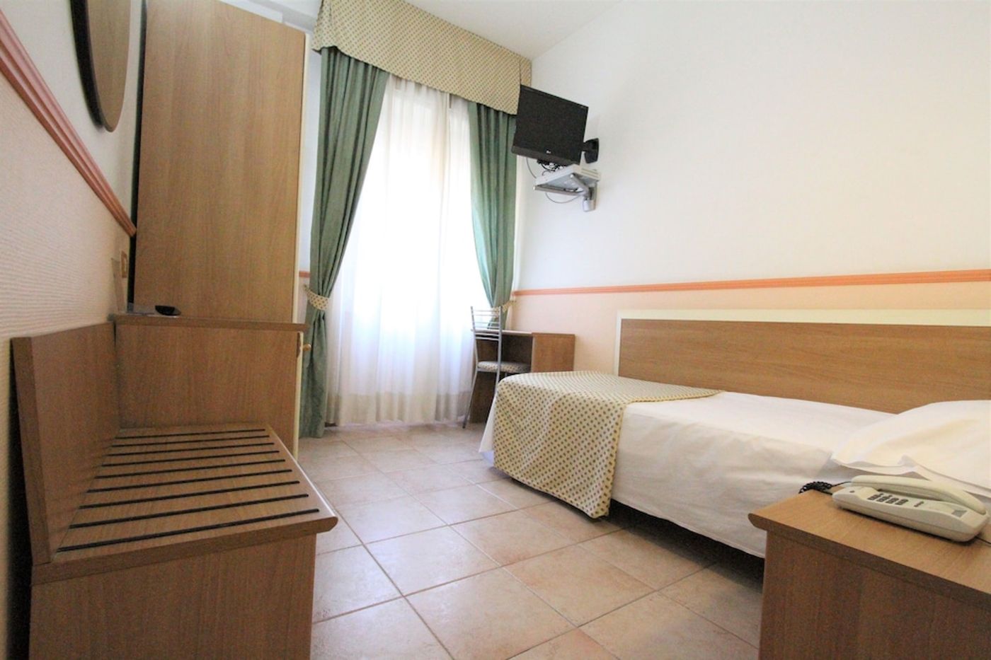 expedia-3163495-8