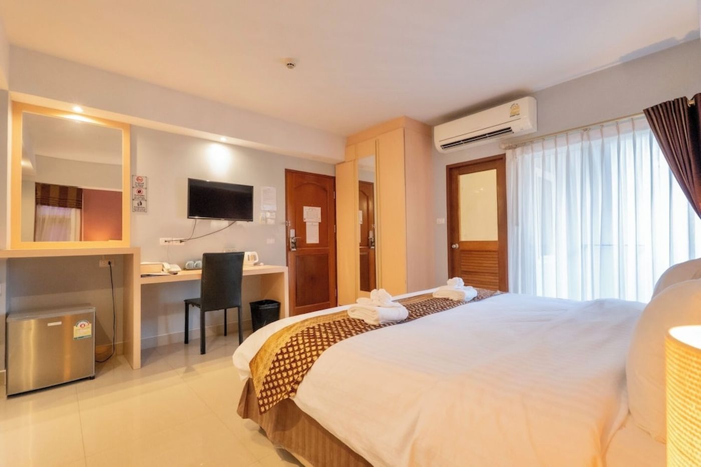 expedia-3162847-29