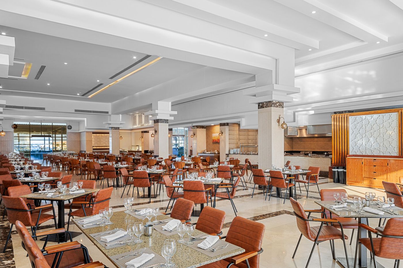 Saffron Restaurant 4