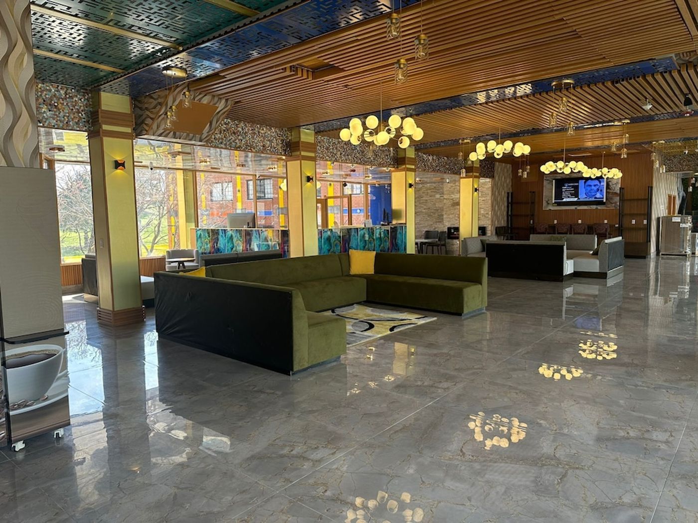 expedia-3161063-16