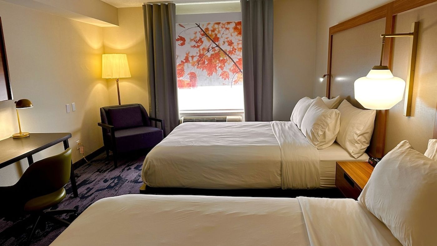 expedia-3163877-22