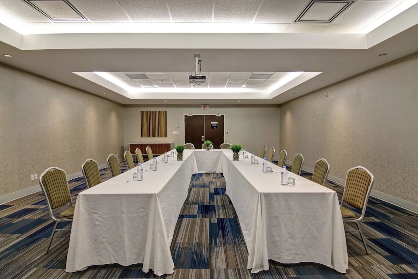 expedia-3165590-6