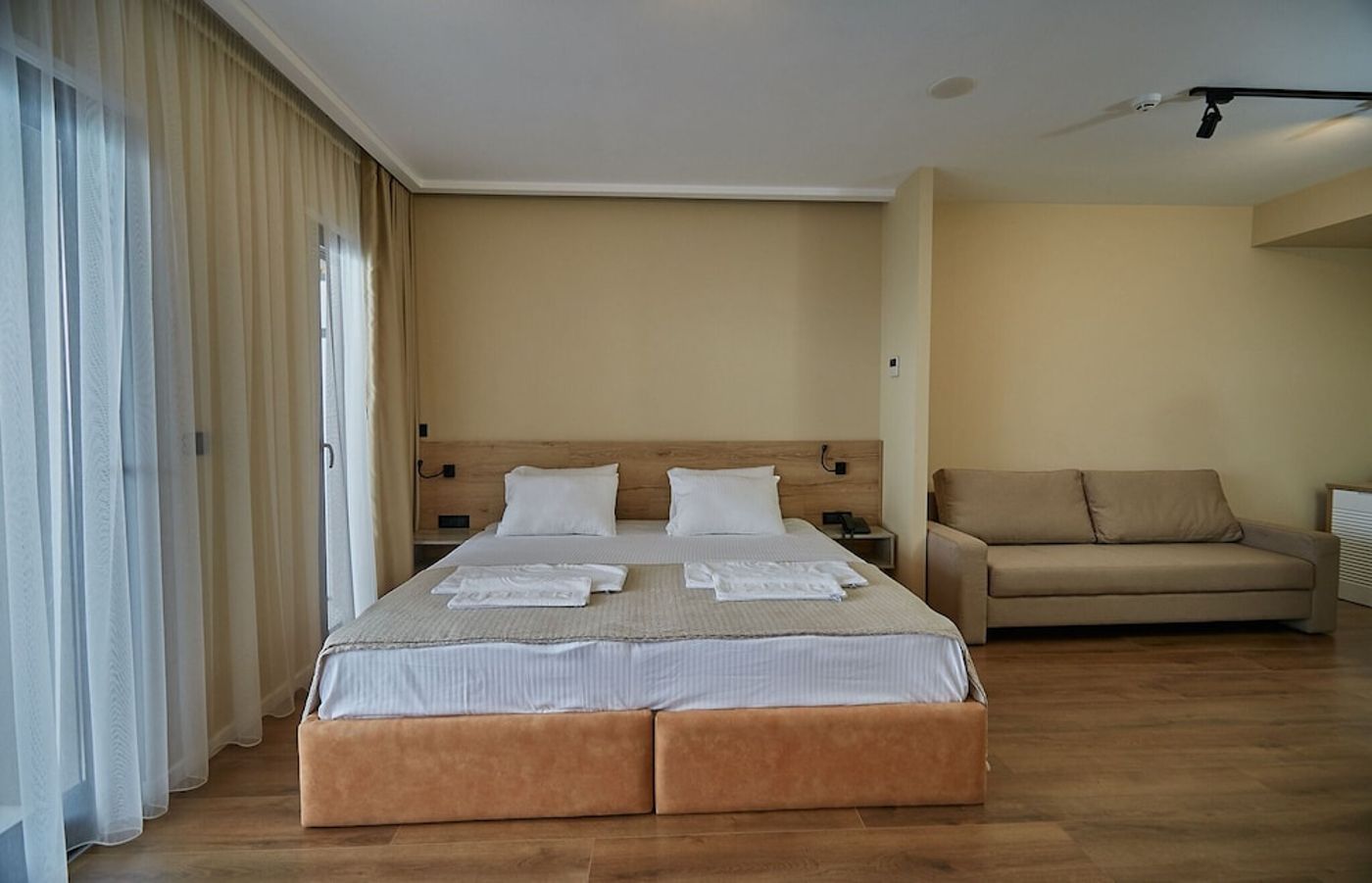 expedia-3157287-24