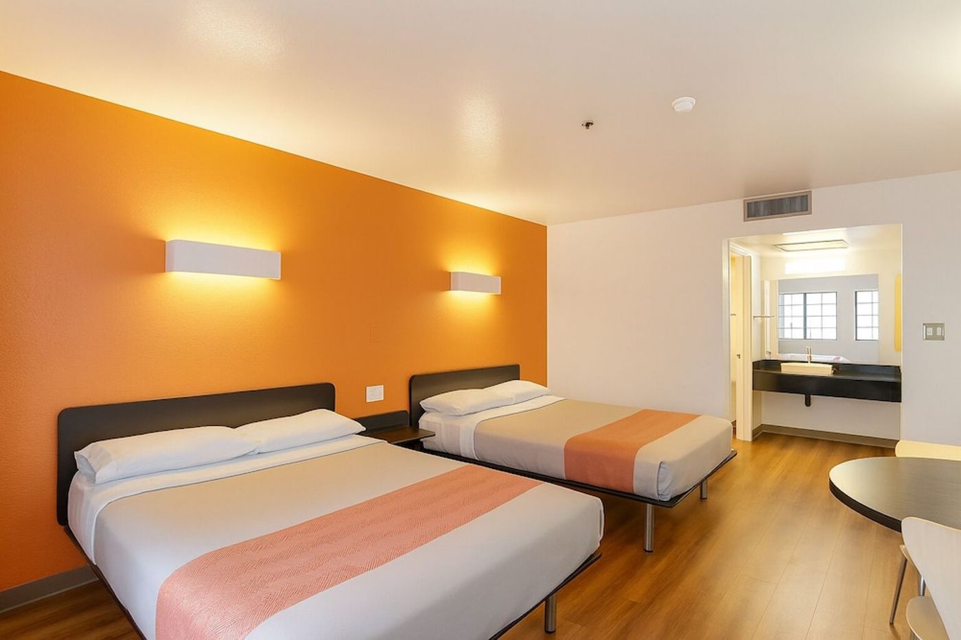 expedia-3158855-12