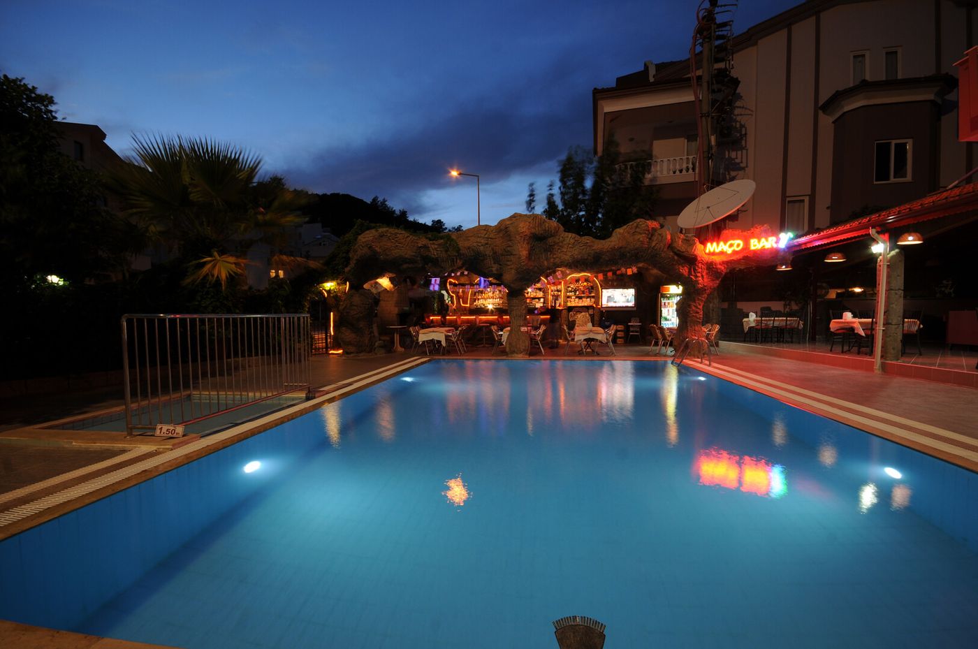 Kıvılcım Hotel