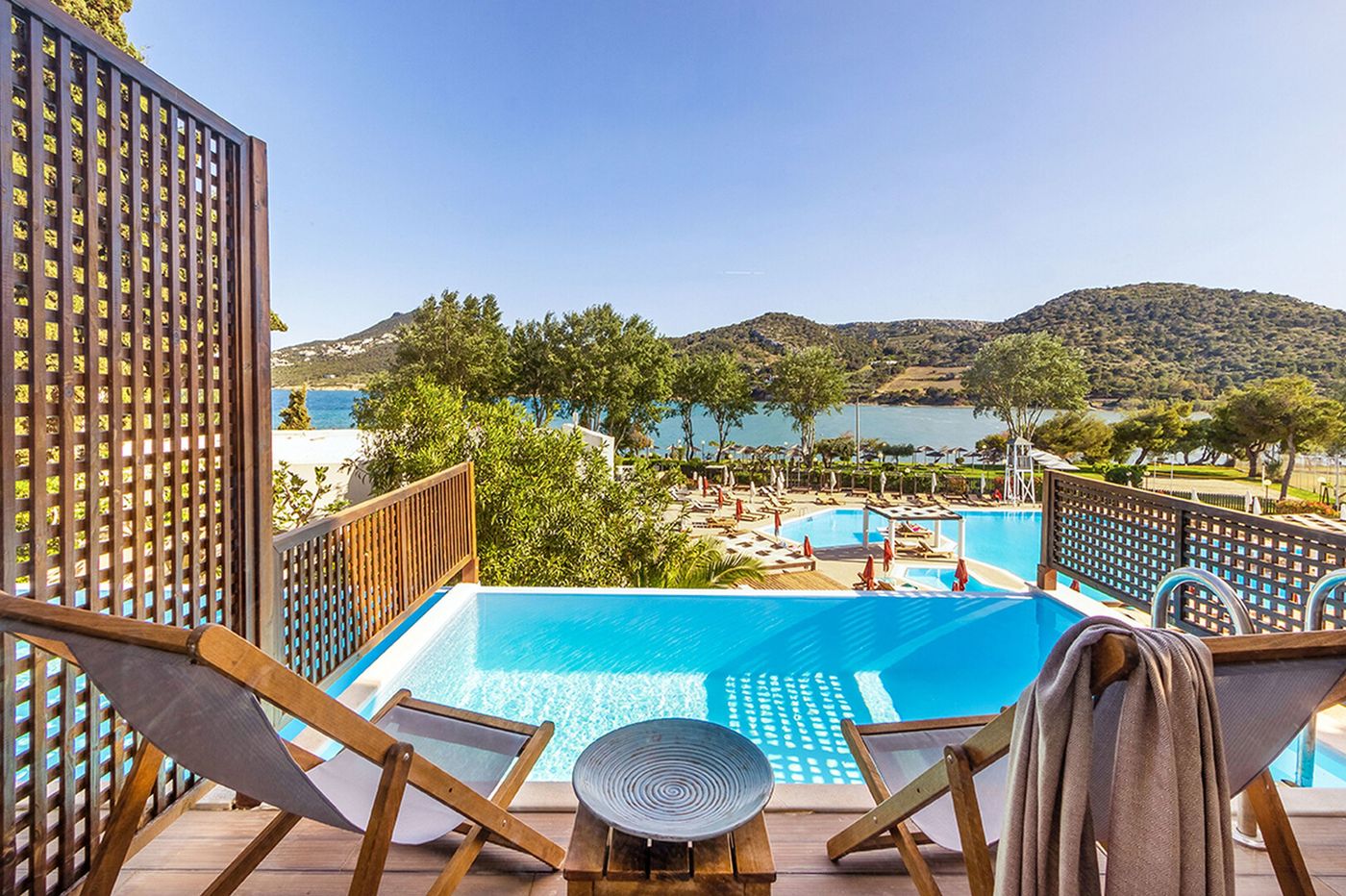 Zeus Dolce Athens