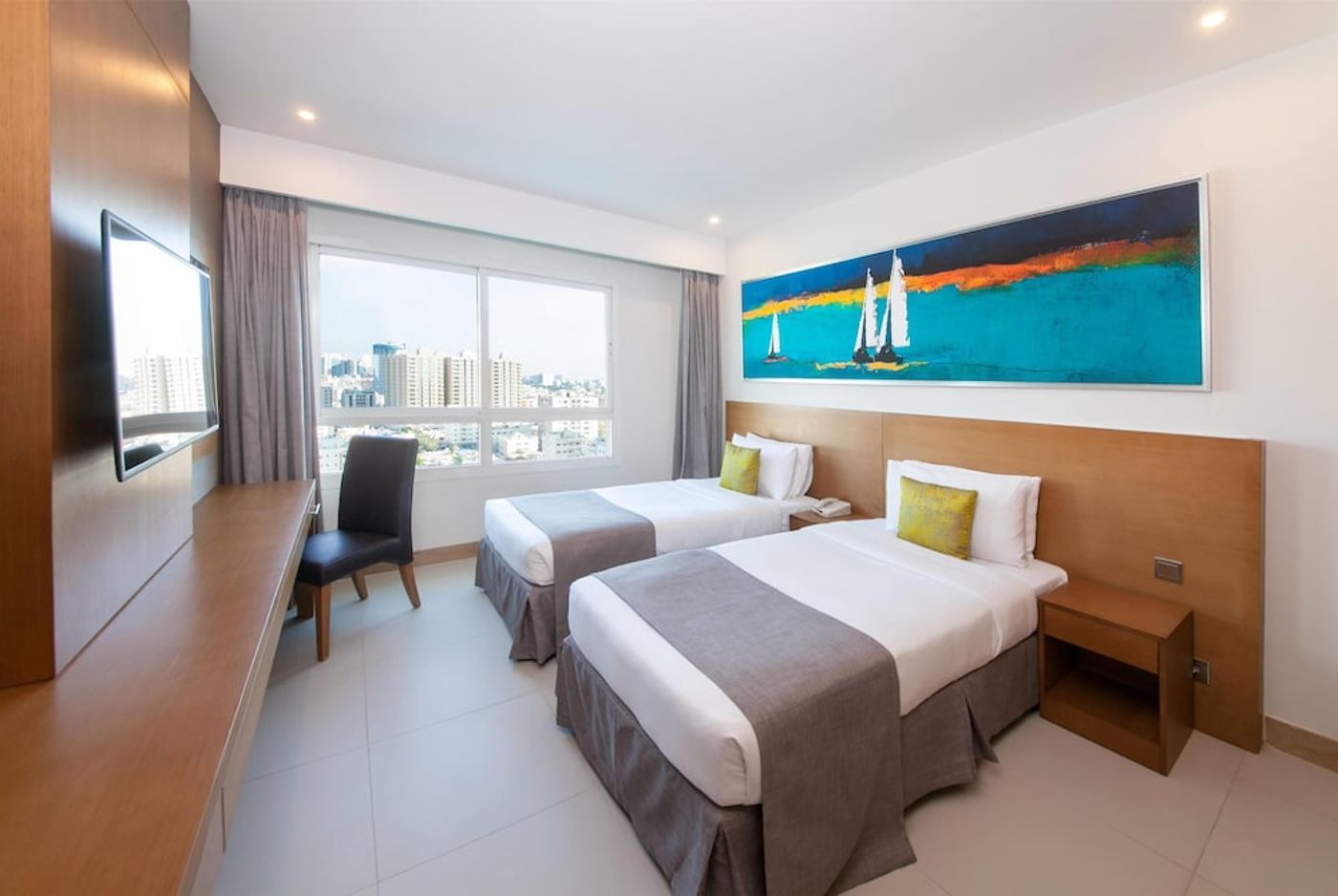 expedia-3166483-30