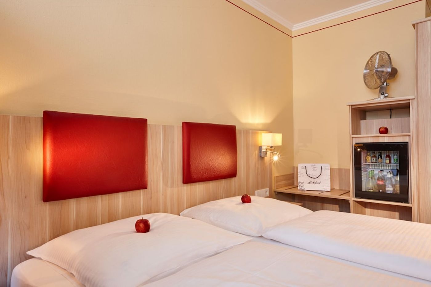 expedia-3159926-25