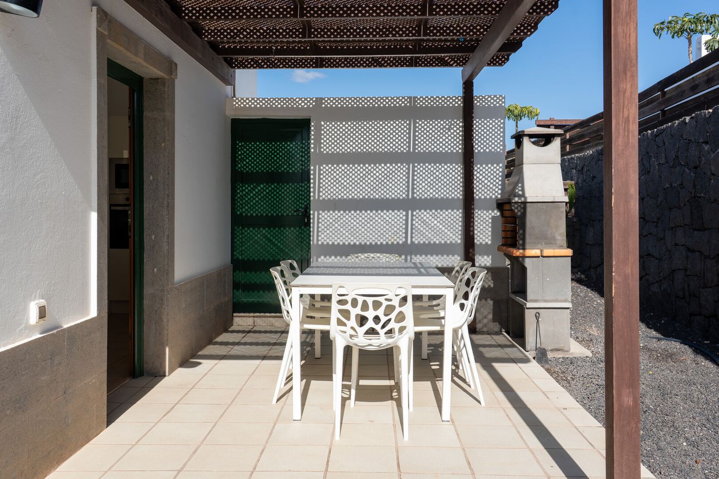 VILLAS PLAYA BLANCA BEACH MATE