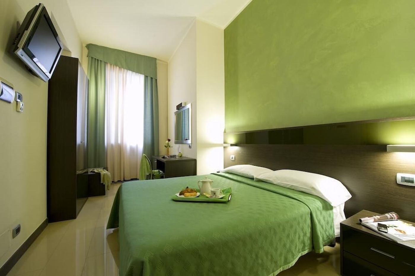 expedia-3163526-7