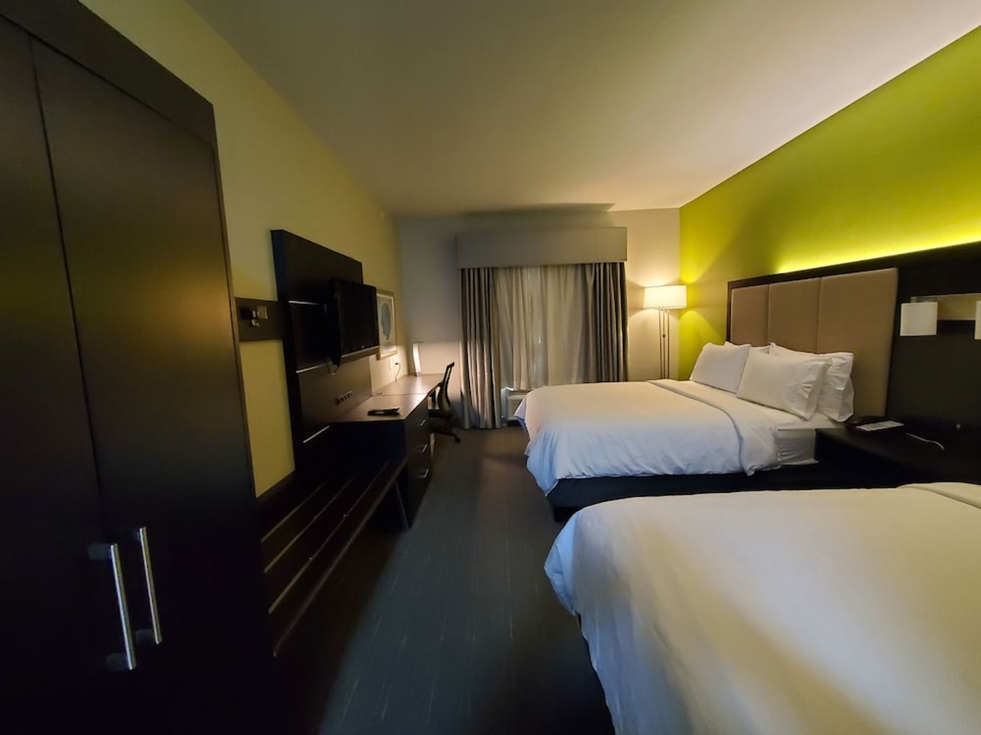 expedia-3160810-15