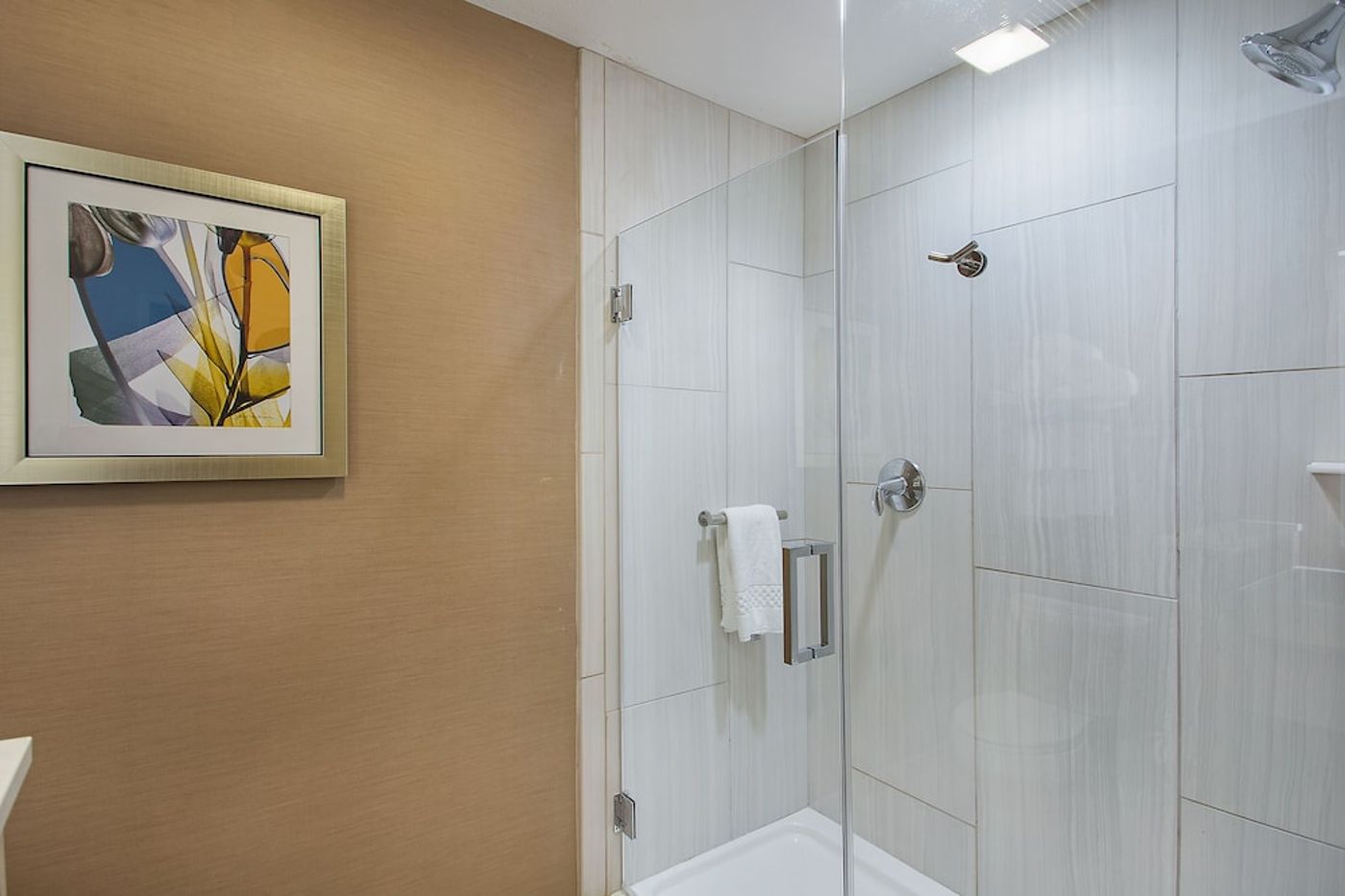 expedia-3160948-16