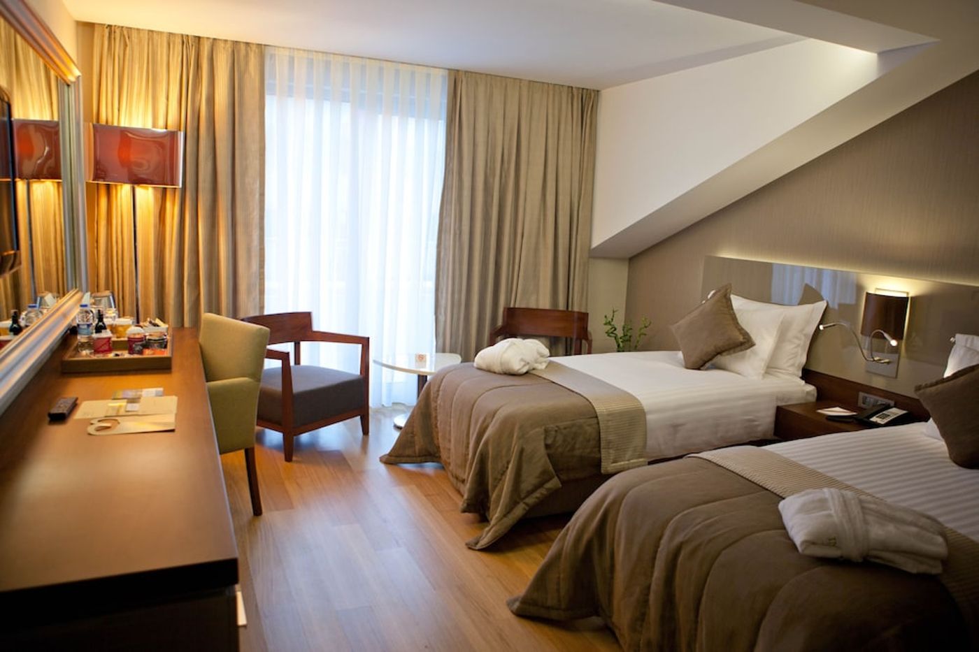 expedia-3161827-10