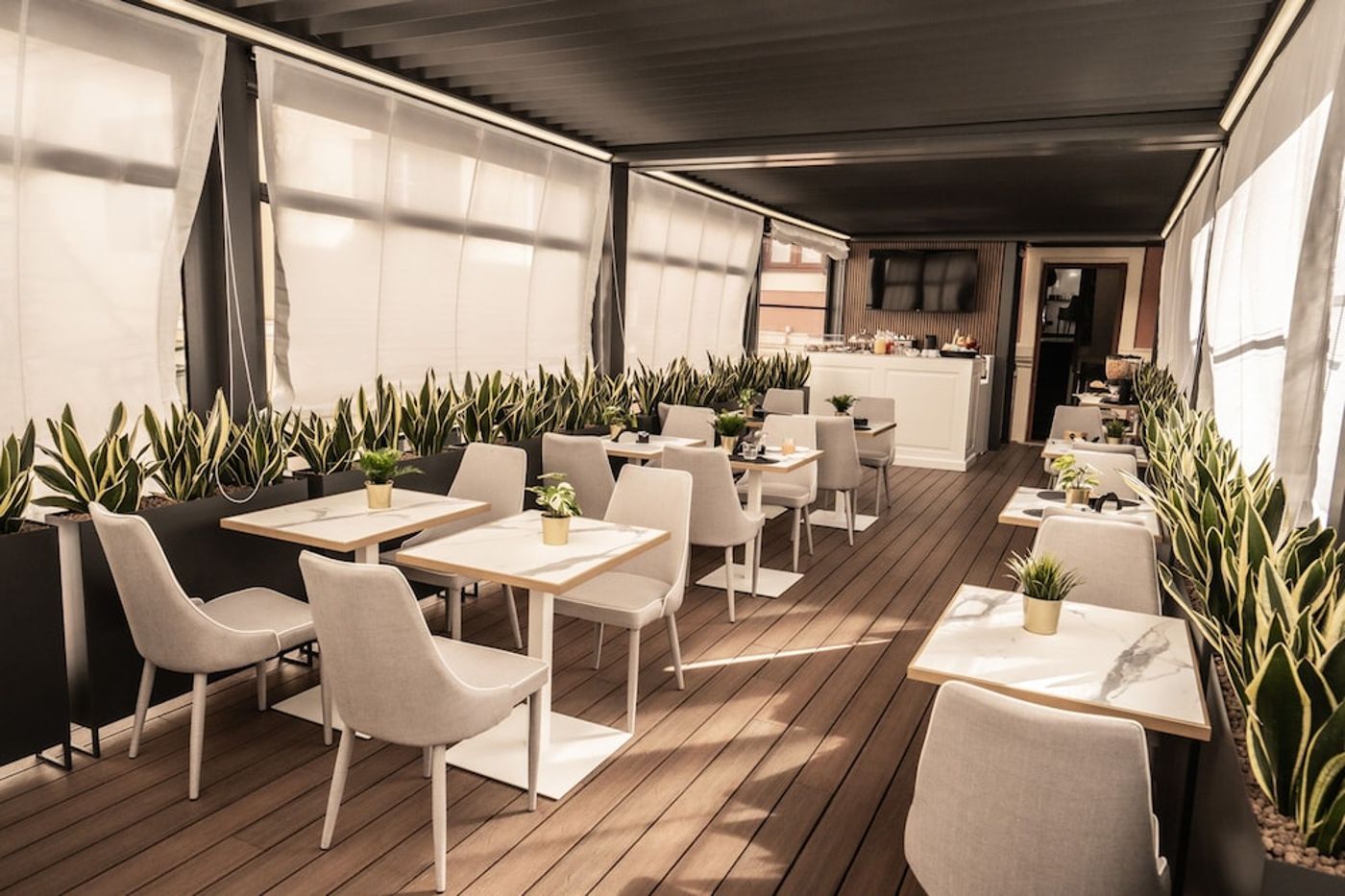 expedia-3163345-10