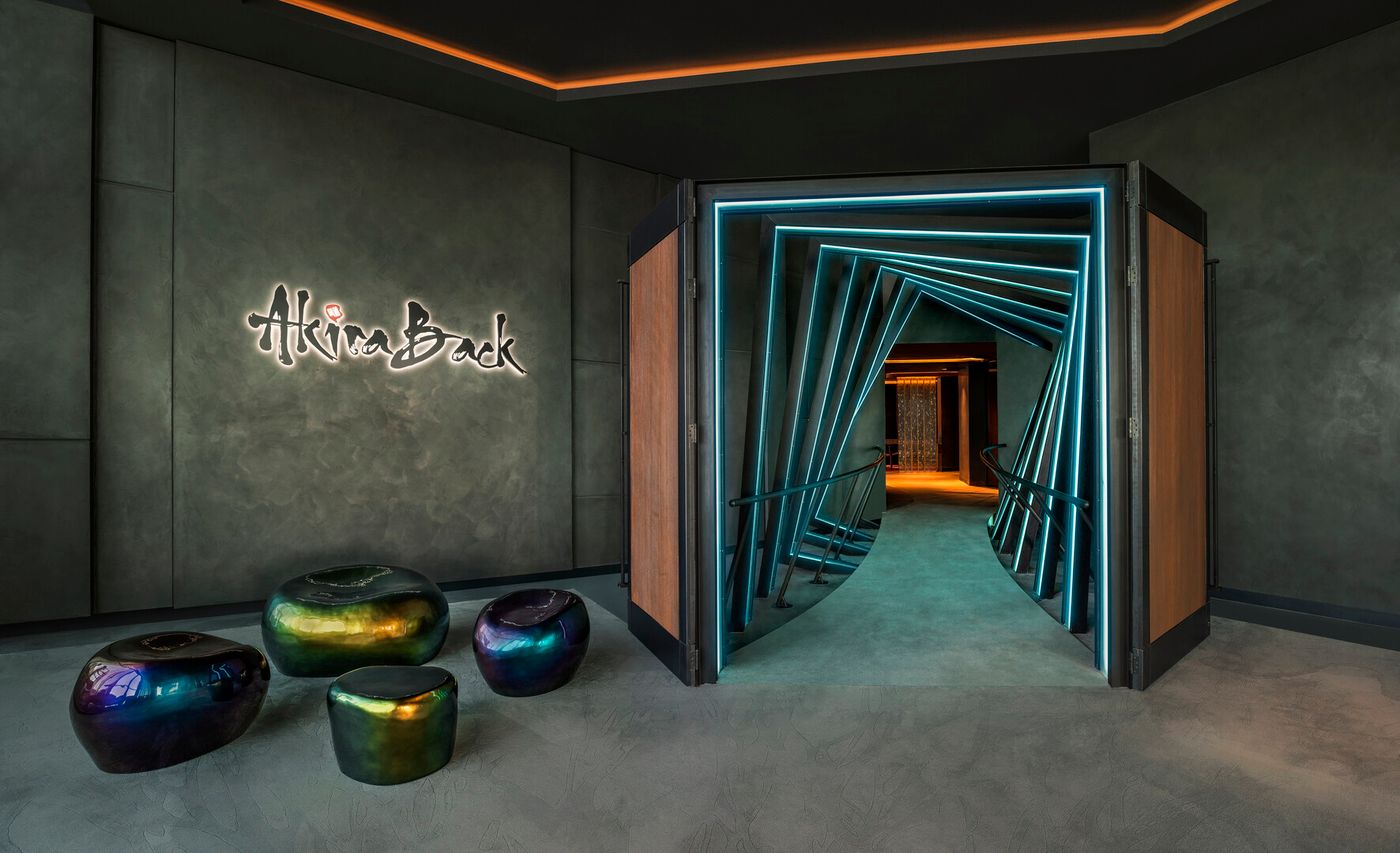 W Dubai - The Palm 14.10