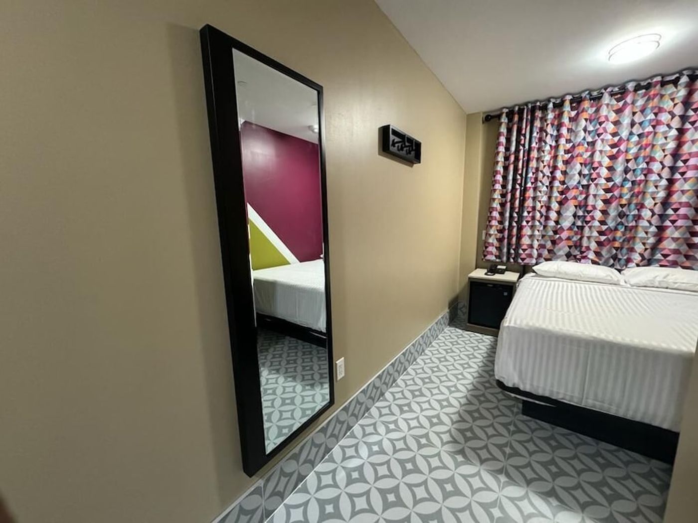 expedia-3159049-8