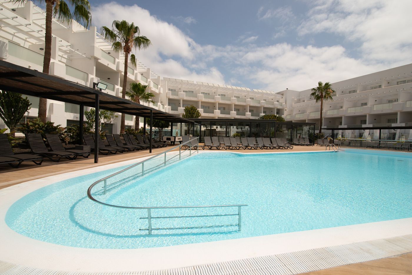 22.09.26 Aequora Lanzarote Suites