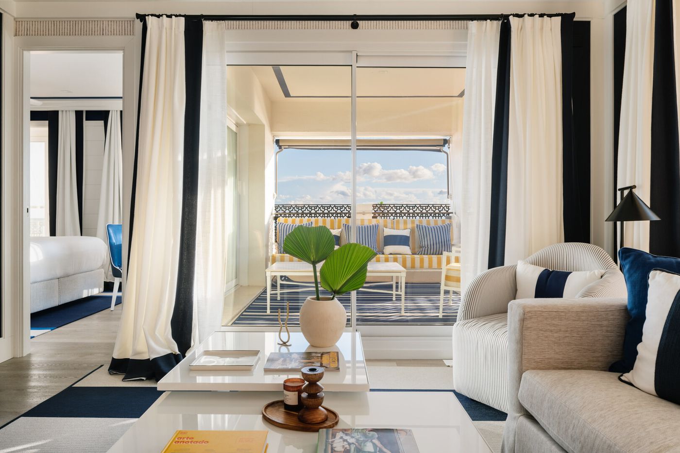 18.12.25 Mim sotogrande