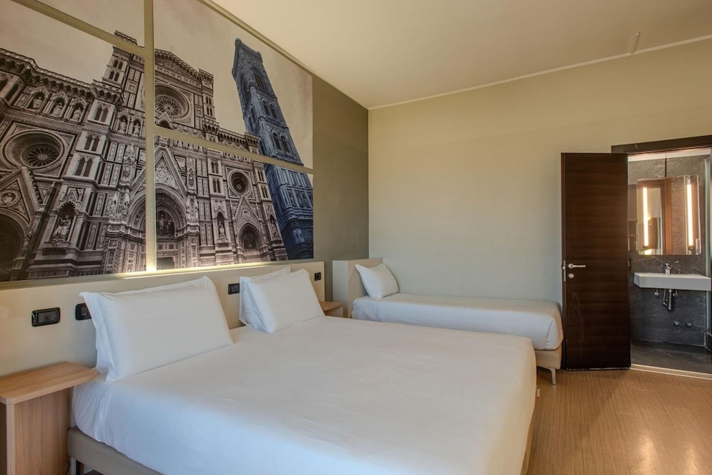 expedia-3165505-13