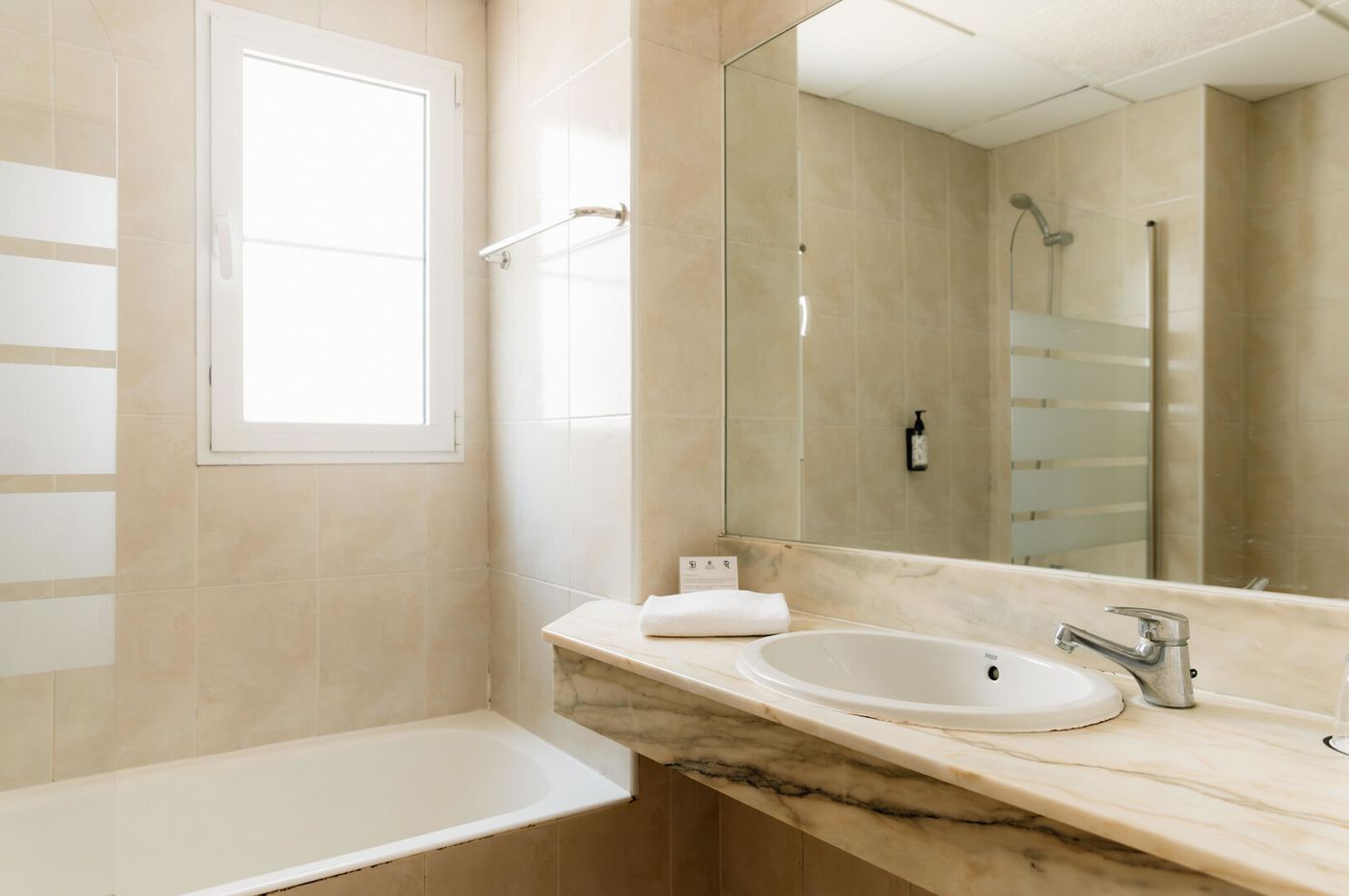 14.04.26 BlueSea Marina Parc