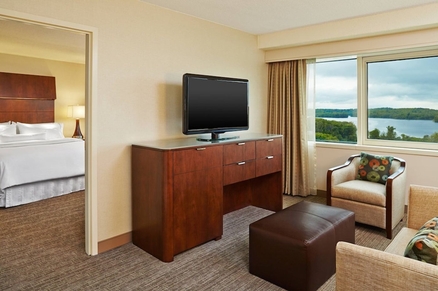 expedia-3158163-18