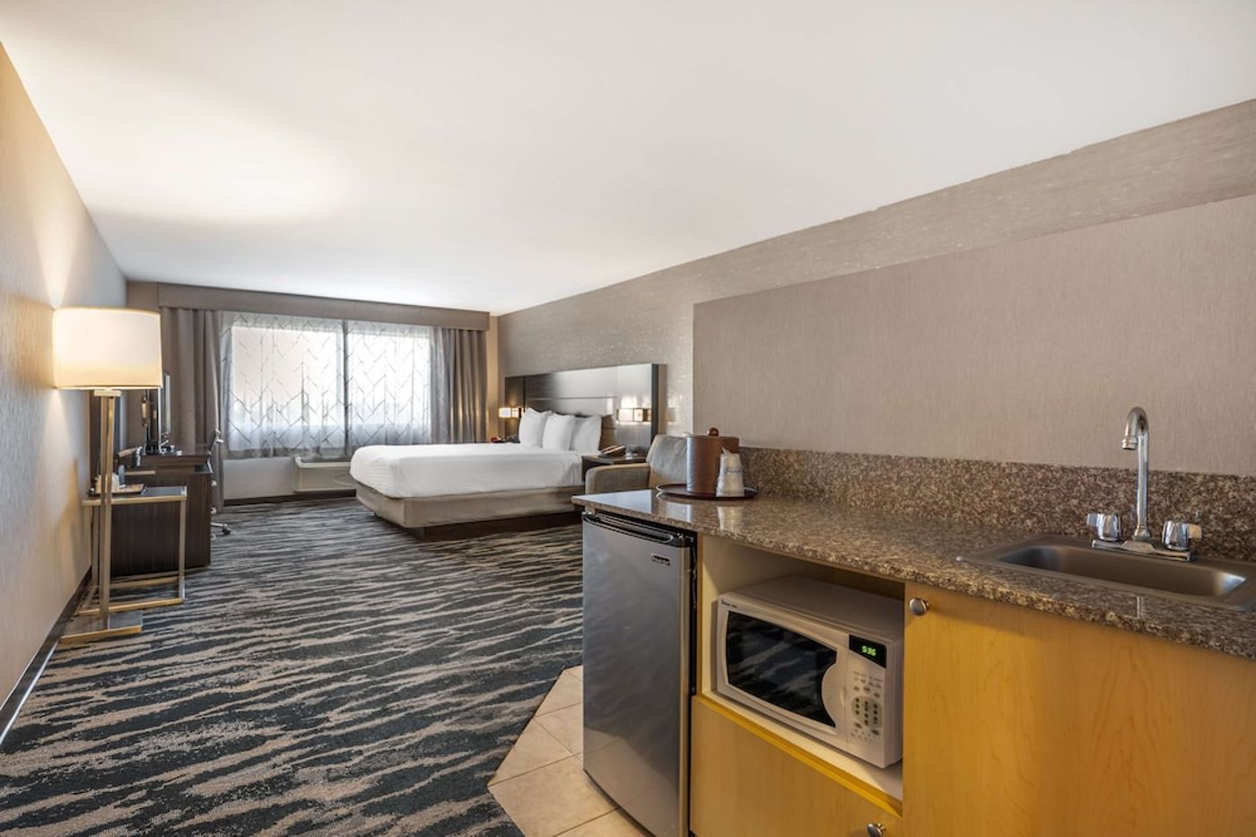 expedia-3160844-25