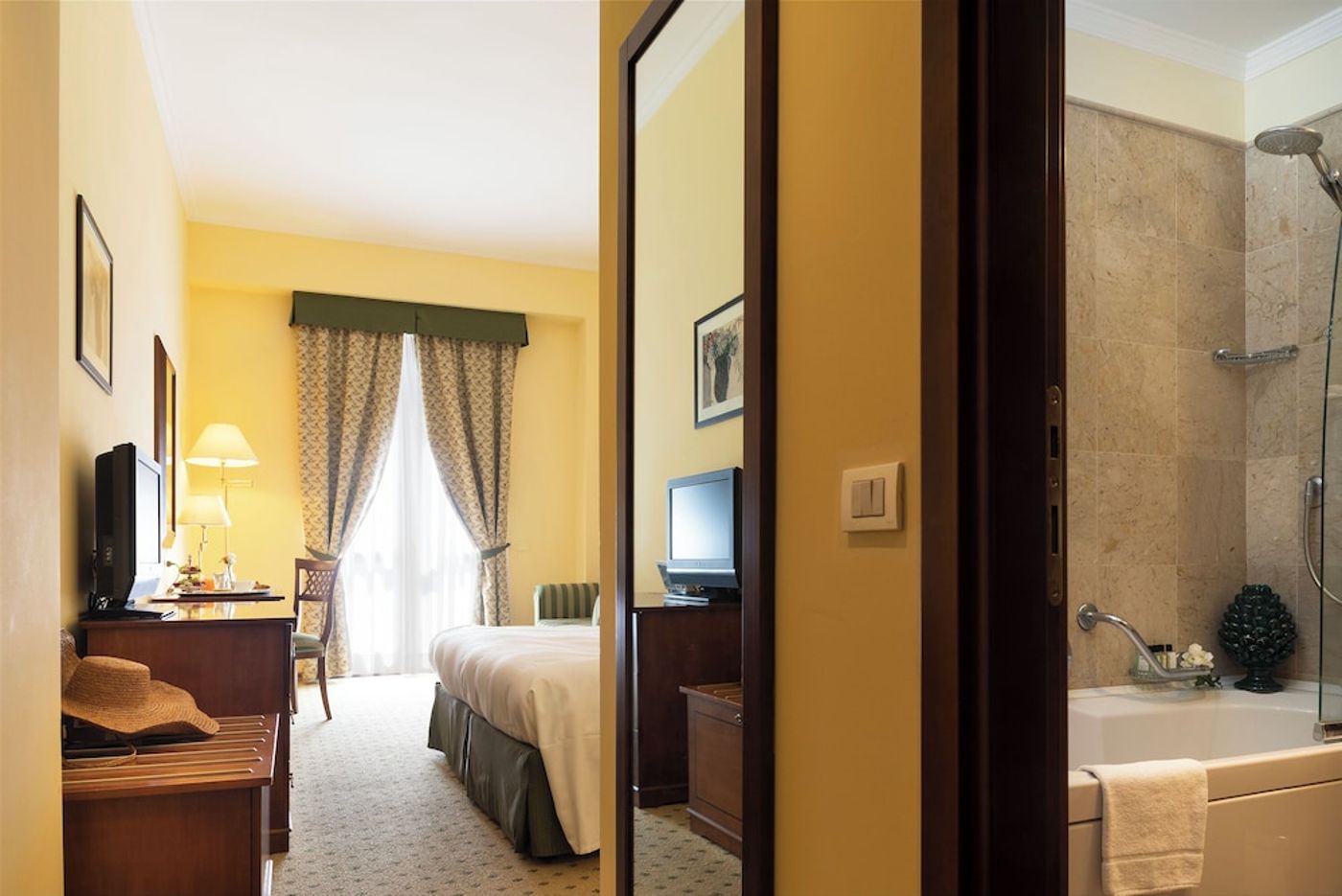 expedia-3156971-12